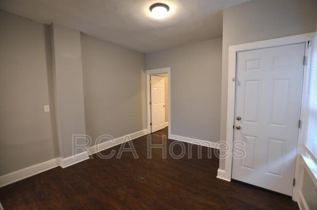 Building Photo - 528 E Raymond St
