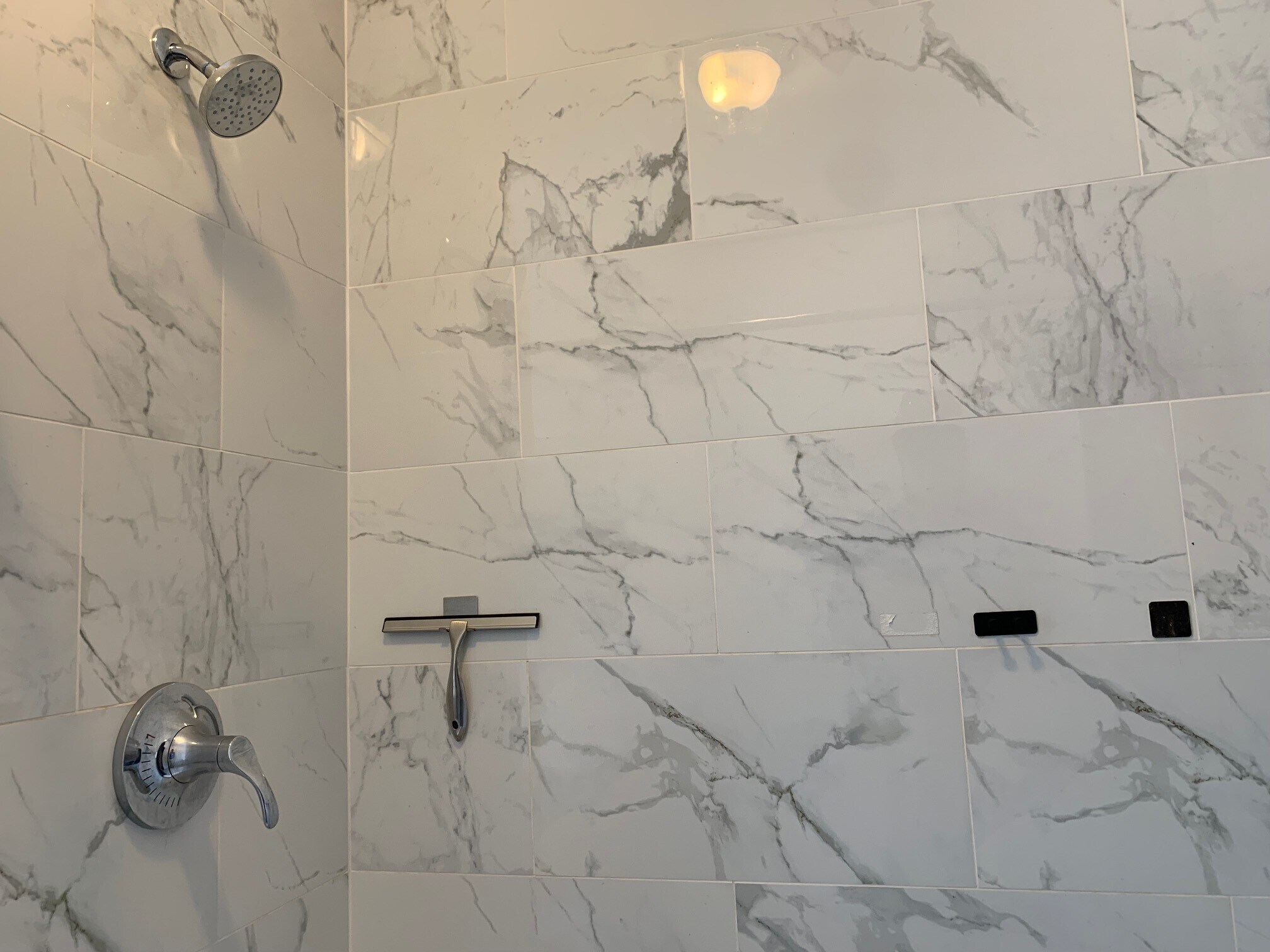 Building Photo - 374 Thames St