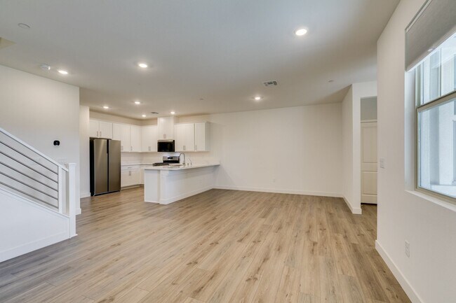 Building Photo - 160 Silver Run Ln