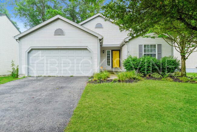 Primary Photo - Home in Waltham Place w/ fenced yard & garage