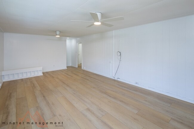 Building Photo - 637 Wyllie St