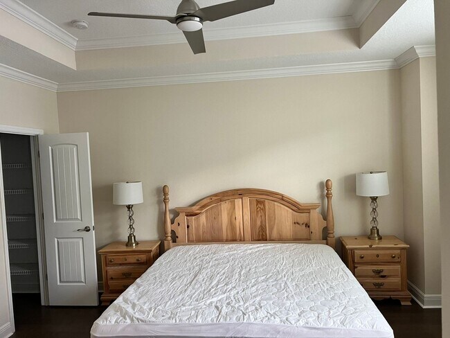 Building Photo - 115 N Arrawana Ave