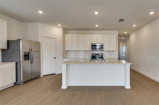 Building Photo - 6826 Welsh Dr