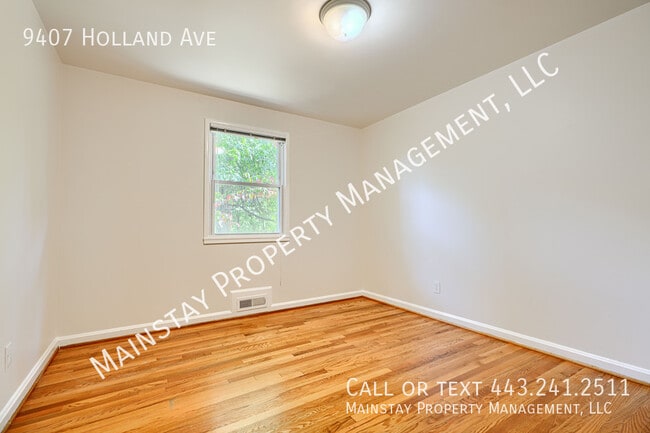 Building Photo - 9407 Holland Ave