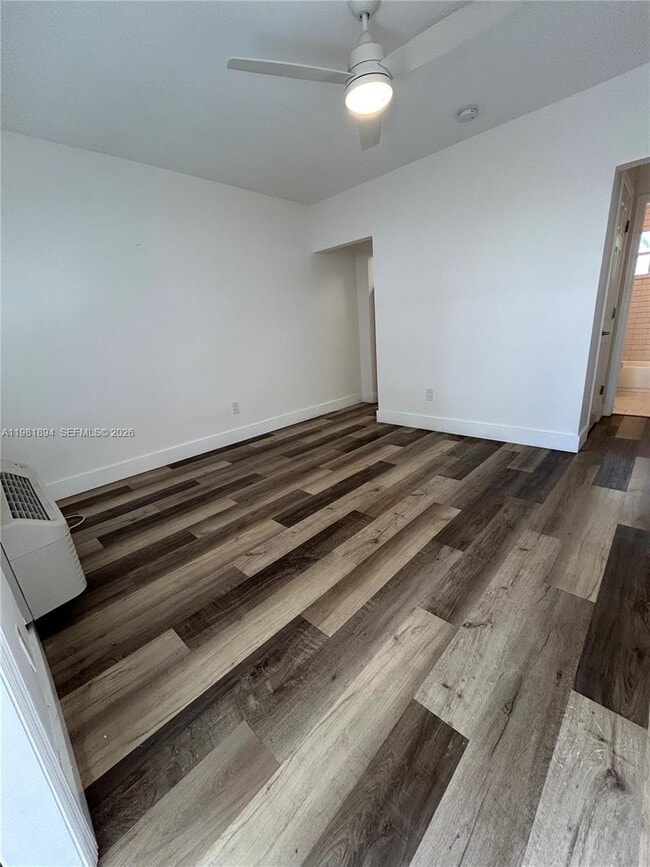 Building Photo - 571 NE 67th St