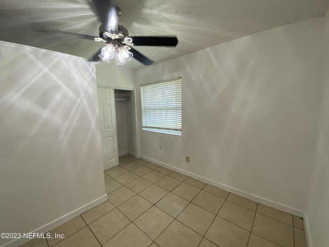 Building Photo - 3043 Belden St