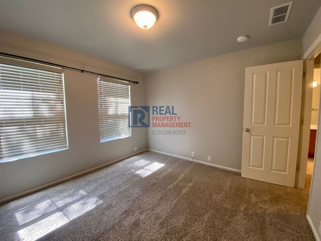Building Photo - 7013 Red Sand Grove