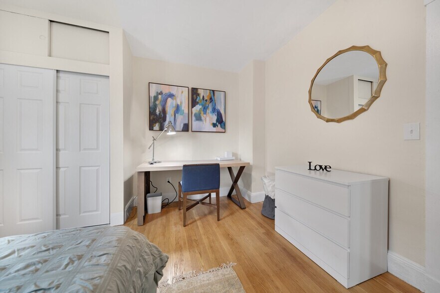 Building Photo - 503 Western Ave