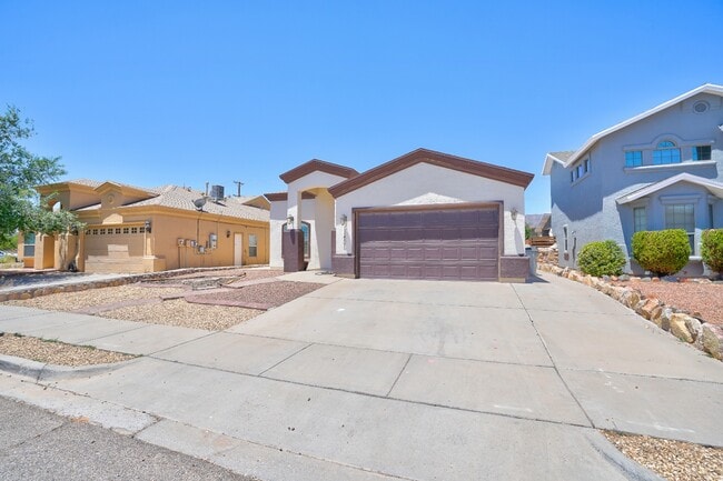 Building Photo - 11457 Lucio Moreno Dr