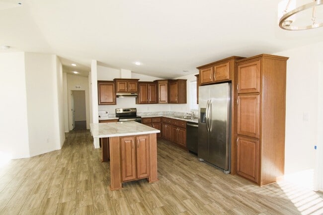Building Photo - Brand-New Manufactured Home with Stunning Views in Gated Community This