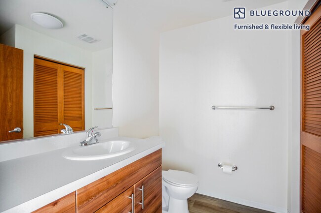 Building Photo - 4219 S Othello St