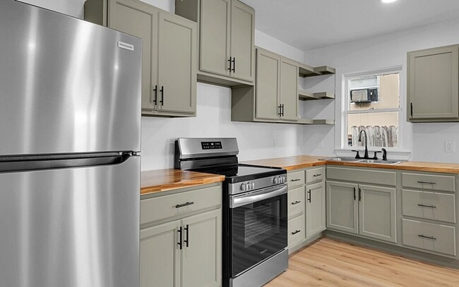 Building Photo - Newly Renovated 3 Bed, 2 Bath Home in Waco