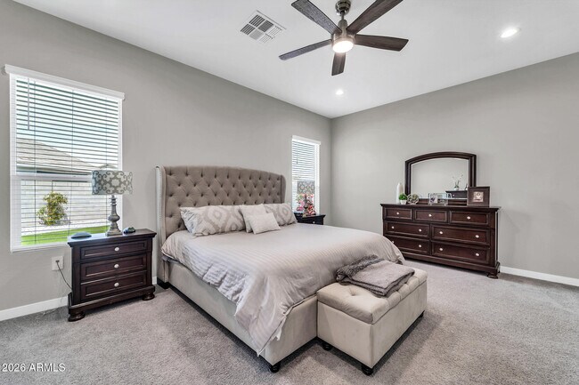 Building Photo - 10518 W Albert Ln