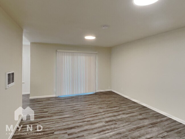 Building Photo - 240 Athol Ave