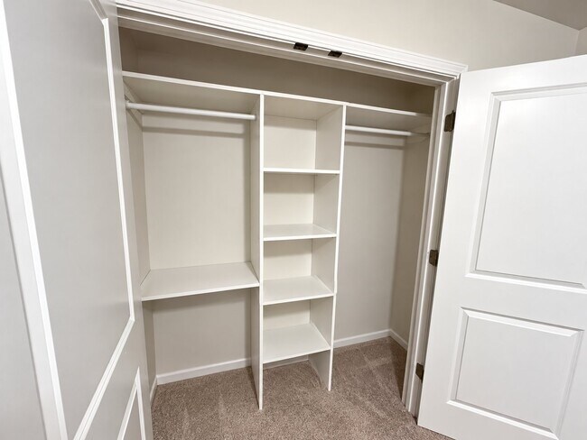 Building Photo - 515 Catalina Grande Dr