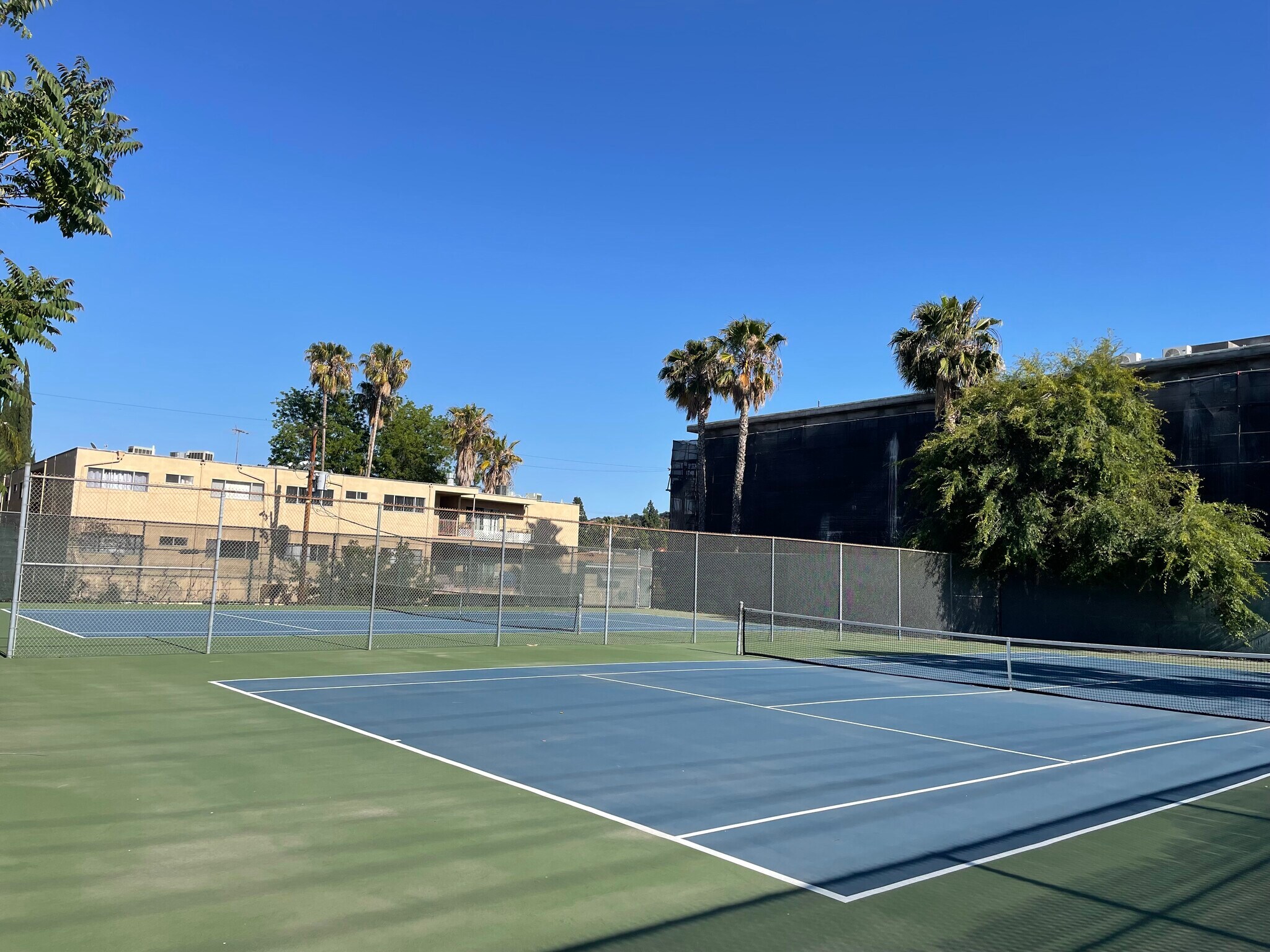 Building Photo - 4240 Fulton Ave