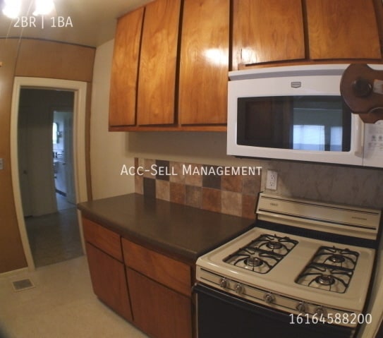 Building Photo - 501 11th St NW