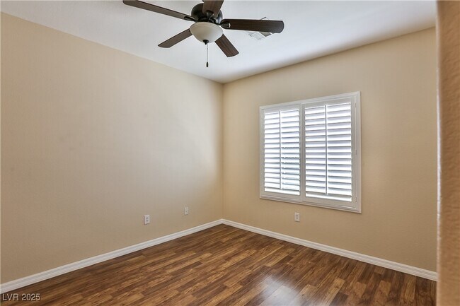 Building Photo - 2264 Laurel Heights Ln