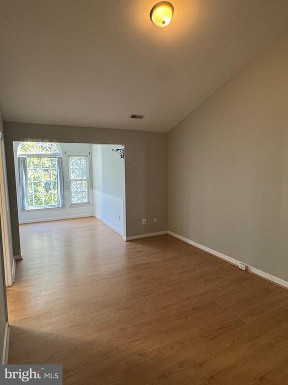 Building Photo - 3850 Koval Ln