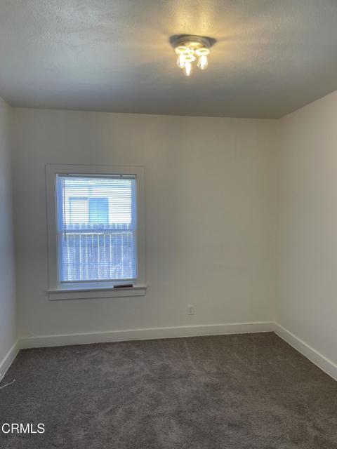 Building Photo - 1065 E Santa Clara St