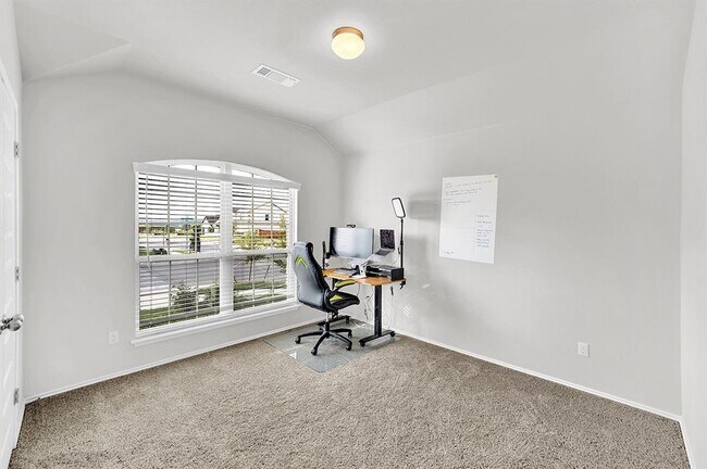 Building Photo - 224 Lt. John Decker Dr