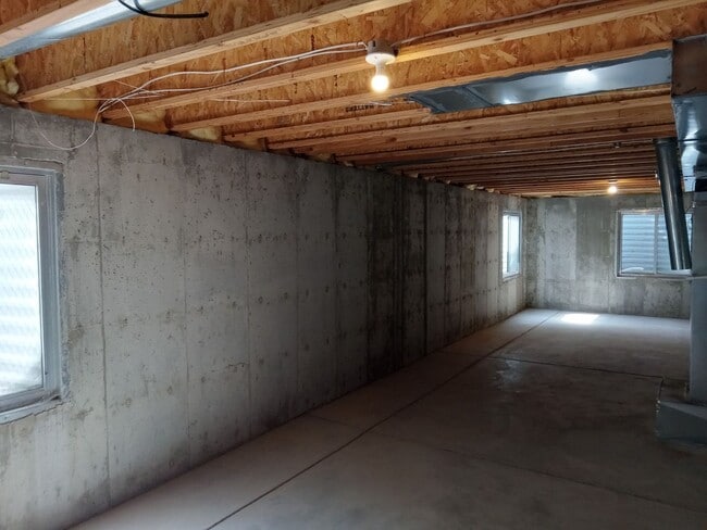 Building Photo - 1596 Meachum Way