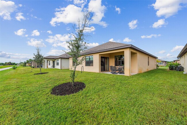 Building Photo - 6295 NW Regent St