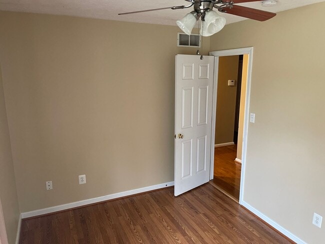 Building Photo - Coming soon! Cozy 3 Bedroom Near the Water!