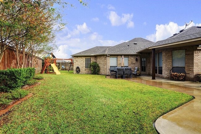 Building Photo - 26634 Clear Mill Ln