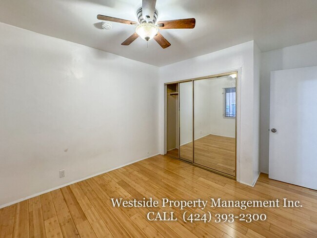 Building Photo - 906 Edgewood St