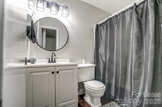 Building Photo - 8518 Castle Pine Ct