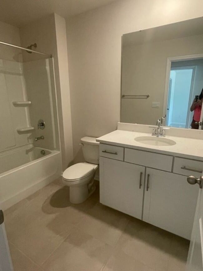 Building Photo - Beautiful 3BR 2.5BA Townhome w/ 1 Car Garage • Updated Kitchen in Huntersville