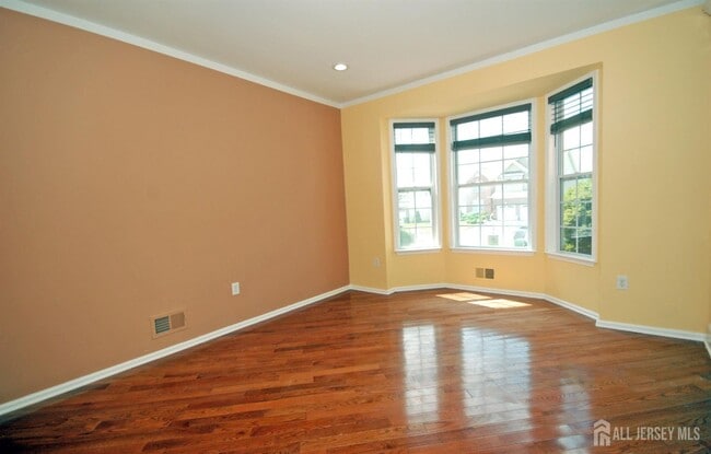 Building Photo - 41 Fritz Dr