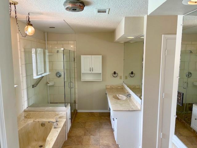 Building Photo - 2226 Fall River Dr