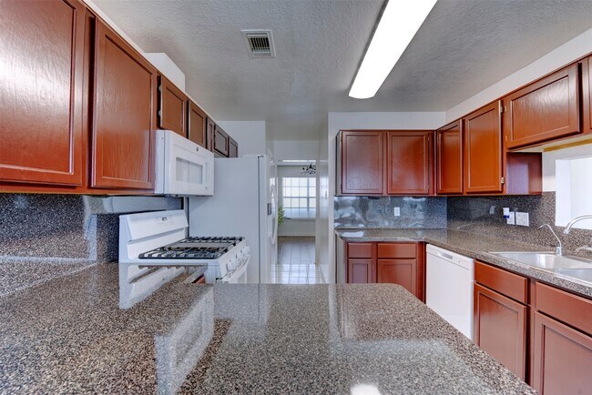 Building Photo - 4026 Almond Lake Dr