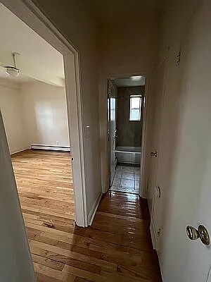 Building Photo - 476 Howard Ave