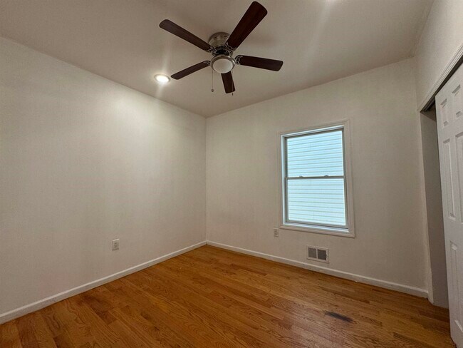 Building Photo - 58 Bostwick Ave