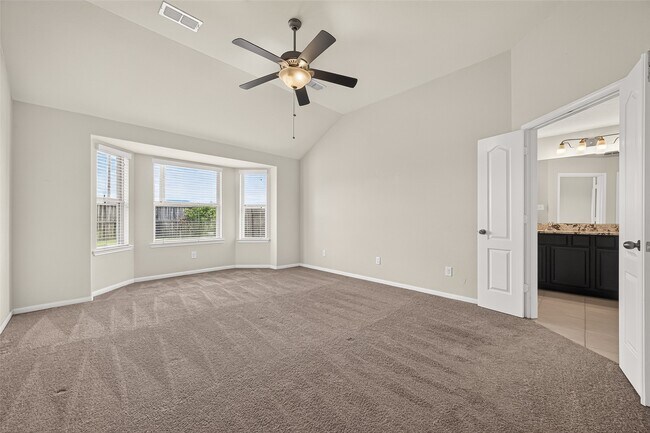 Building Photo - 26602 Yukon Straight Dr