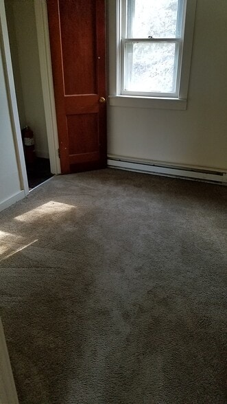 Building Photo - 87 penn bern rd