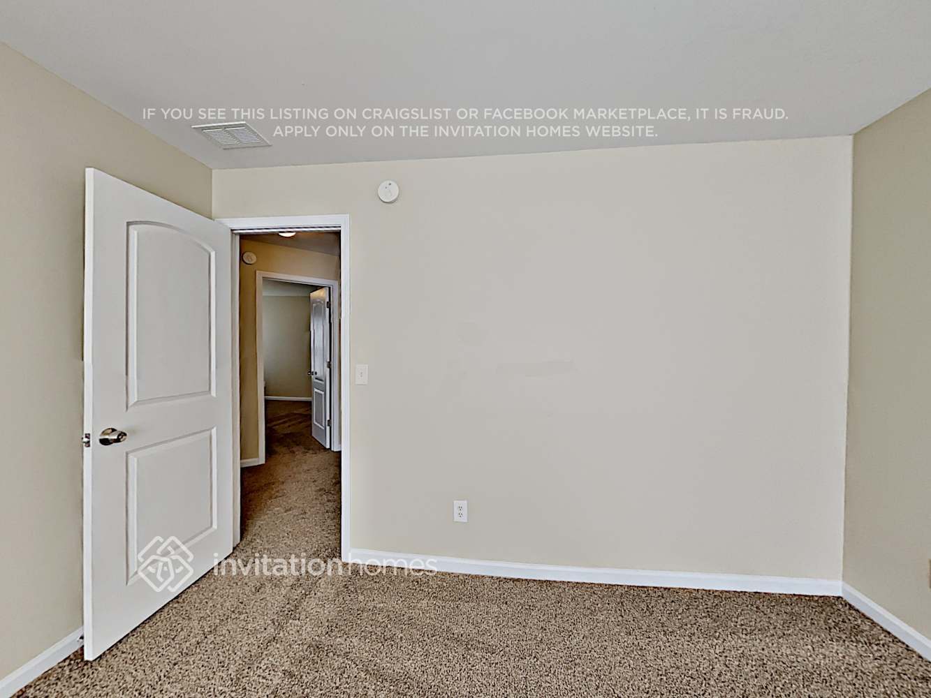 Building Photo - 872 Preserve Park Dr