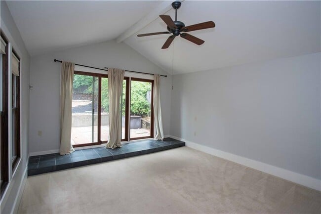 Building Photo - 1214 W 8th St