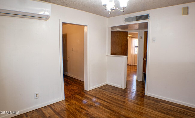 Building Photo - 3723 Memphis Ave