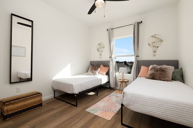 Building Photo - Gated Luxury Townhomes for Rent in North McAllen | Long-Term Lease at Colgate Crossings