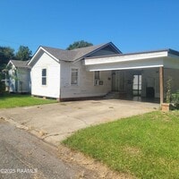 Building Photo - Opelousas: 2 Bed, 2 Bath Home – Section 8 Accepted