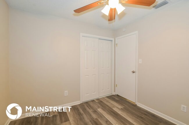 Building Photo - 7431 Portside Ct