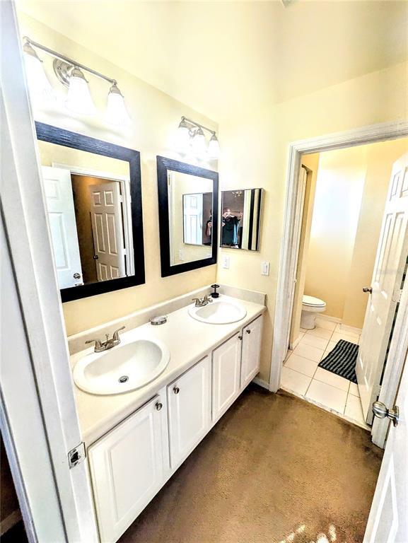 Building Photo - 5711 Bentgrass Dr