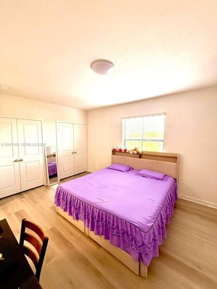 Building Photo - 470 NE 12th St