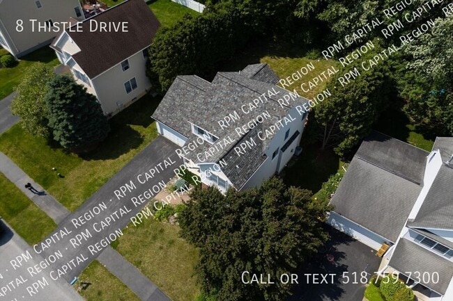 Building Photo - 8 Thistle Dr