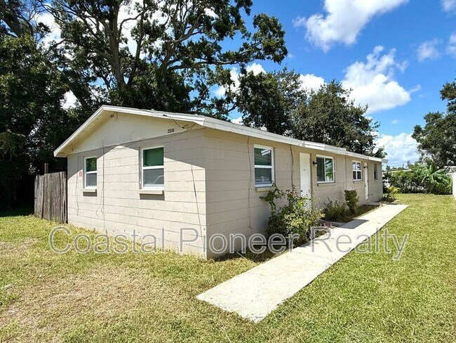 Primary Photo - 2576 42nd Ave N