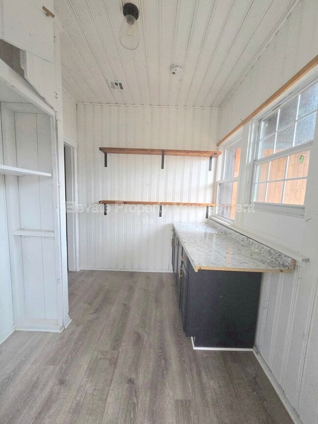 Building Photo - 1625 NW 33rd St